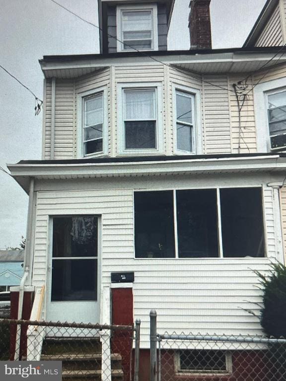 Building Photo - 23 Winder Ave