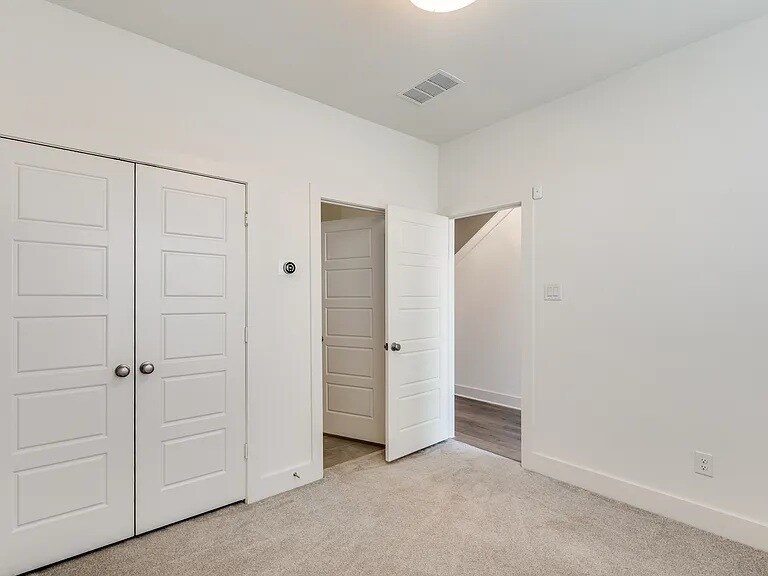 Building Photo - 2802 Addison Park Ln