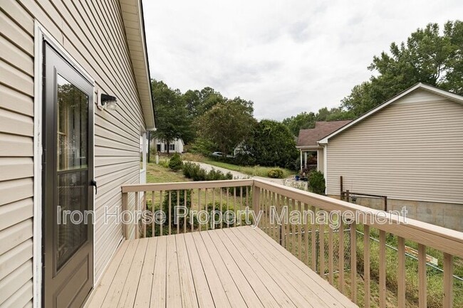 Building Photo - 357 Mary Alice Dr