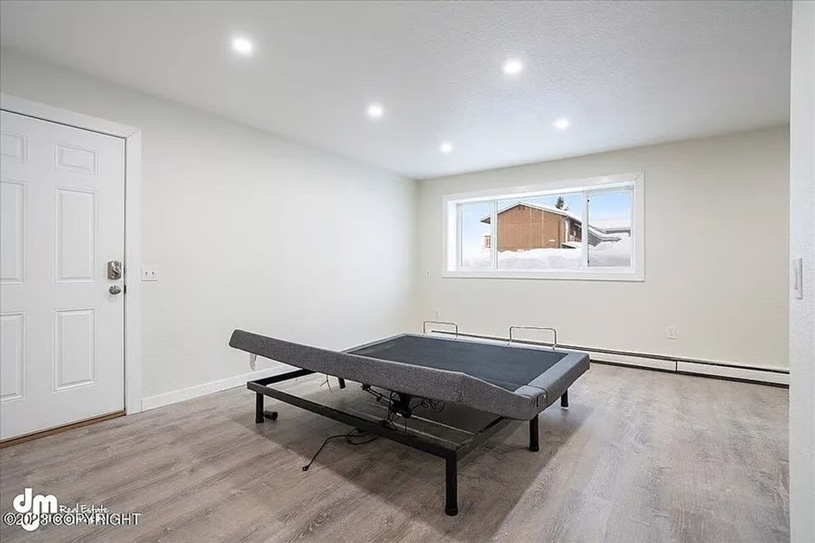 Building Photo - 701 Bragaw St