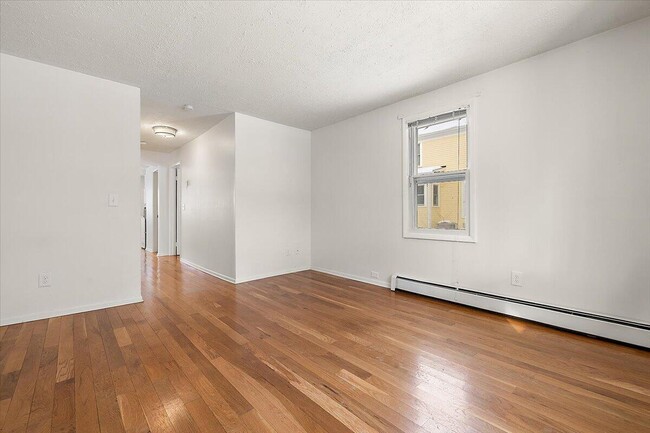 Building Photo - 603 Gott St