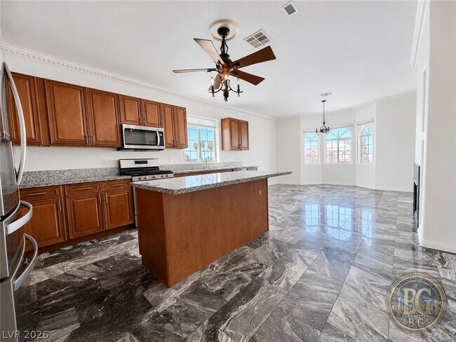 Building Photo - 764 Benedict Dr