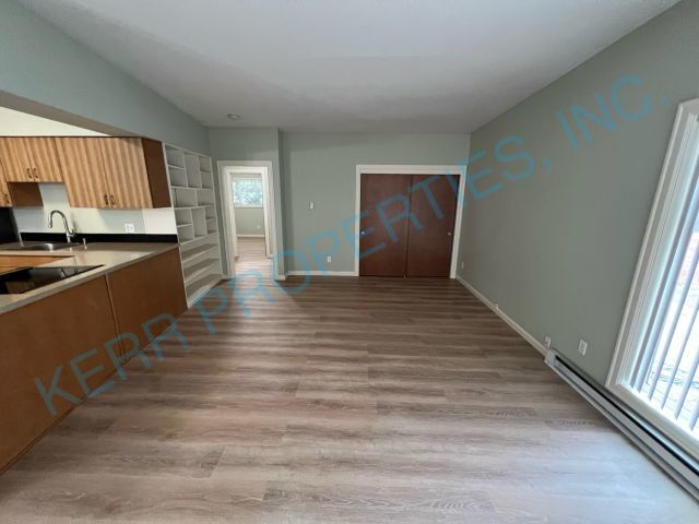 Building Photo - 3824 SE 51st Ave