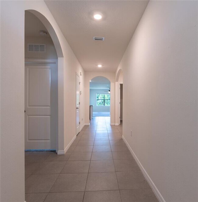 Building Photo - 35525 Stella Vast Dr