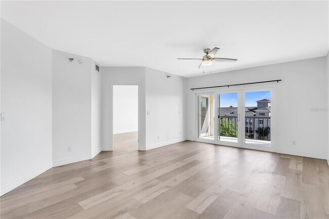 Building Photo - 1000 S Harbour Island Blvd