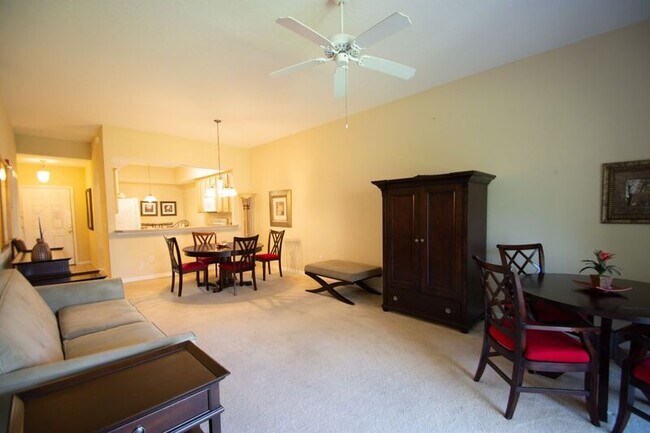 Building Photo - 9416 Myrtle Creek Ln