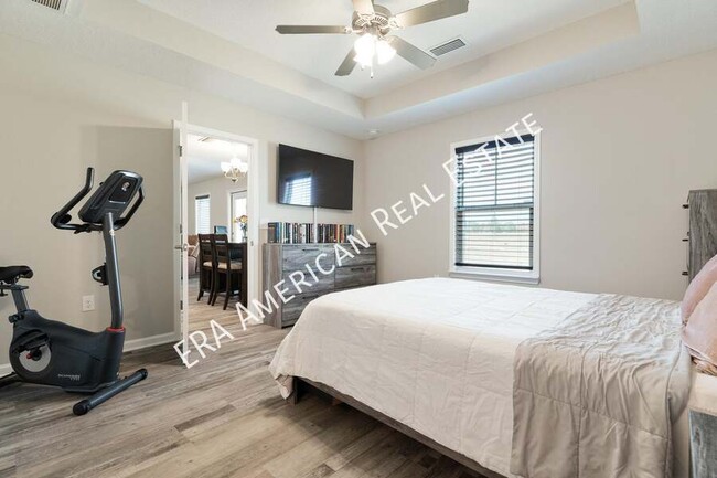 Building Photo - 6002 Colton Blaine Ct