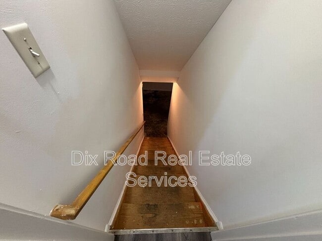 Building Photo - 6729 Fayetta Dr