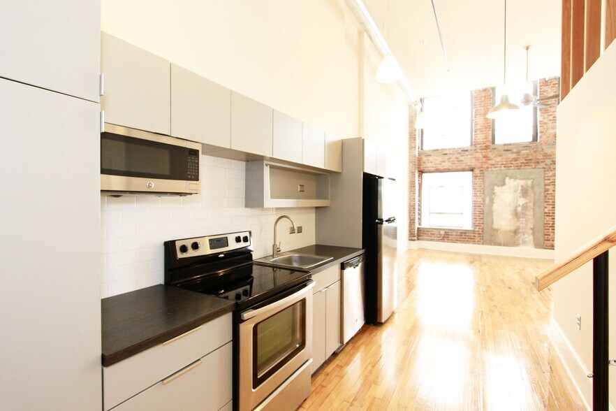 Building Photo - 505 Union Ave