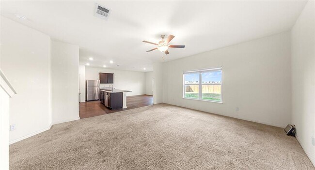 Building Photo - 18524 Speculator Ln