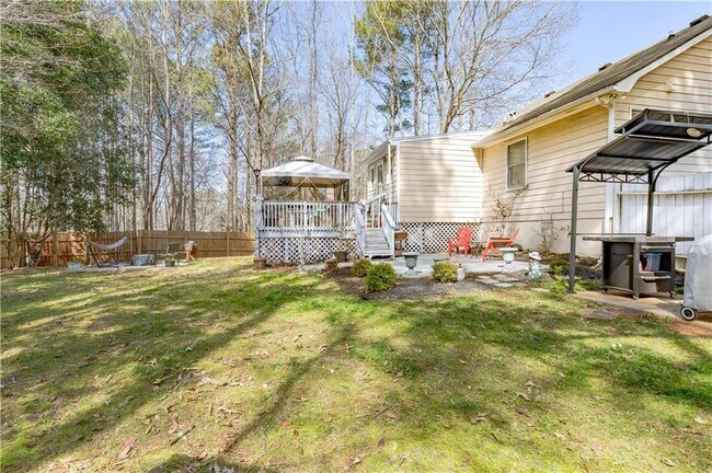 Building Photo - 1317 Hillside Ct