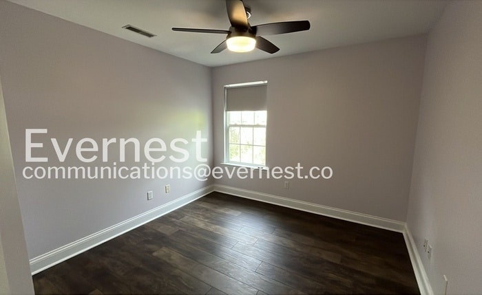 Building Photo - 6721 Briana Way