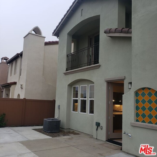 Building Photo - 1541 Thorpe Trl
