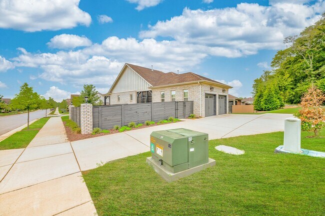 Building Photo - 775 Westcott Ln