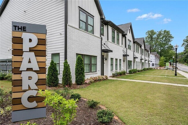 Building Photo - 1341 Parc Bench Rd