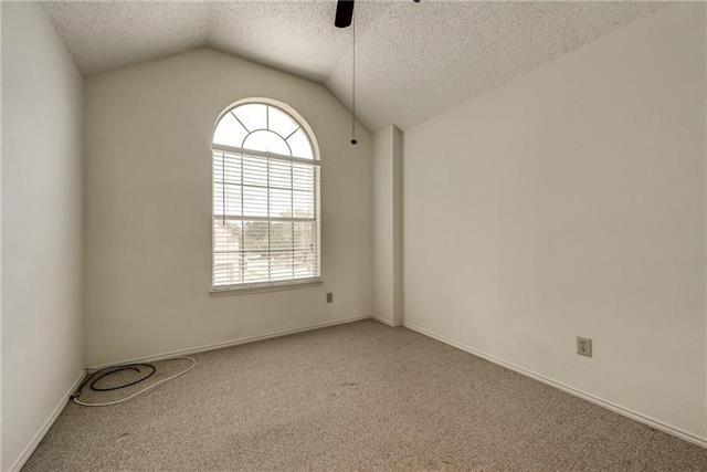Building Photo - 6805 Hickory Creek
