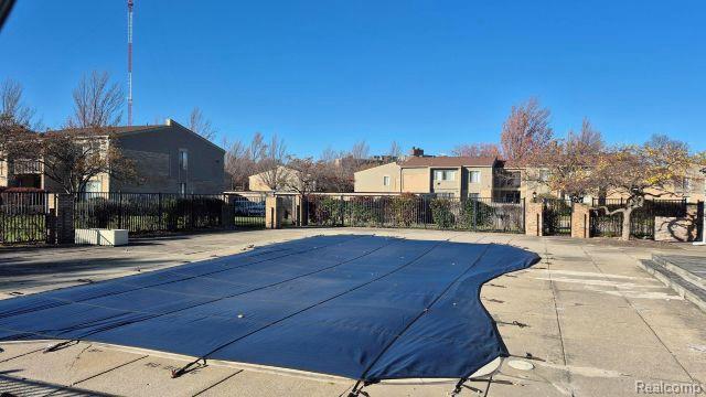 Building Photo - 16245 Roanoke St