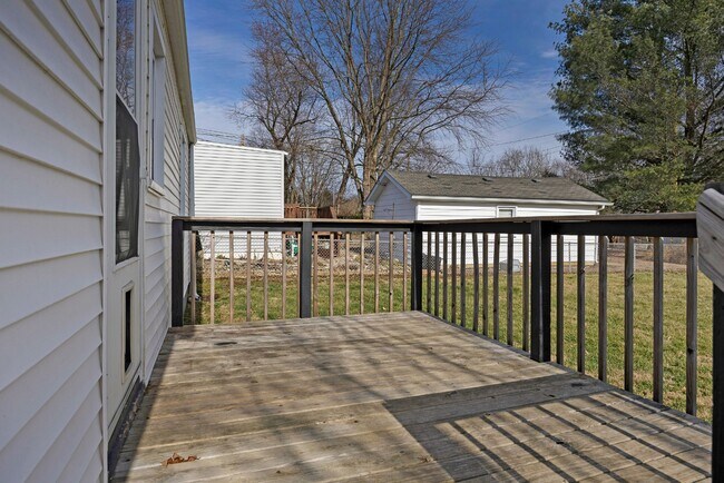 Building Photo - 509 Diecks Dr