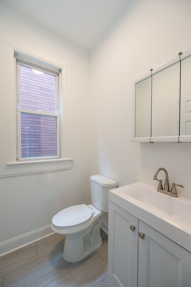 Building Photo - 66 Van Reipen Ave