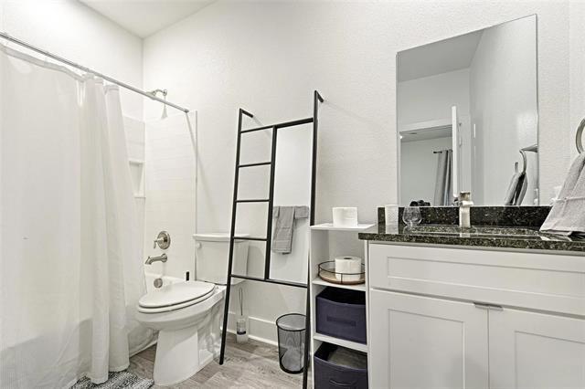 Building Photo - 2825 Farragut St