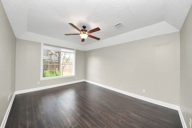 Building Photo - 2405 Guilbeau Ln