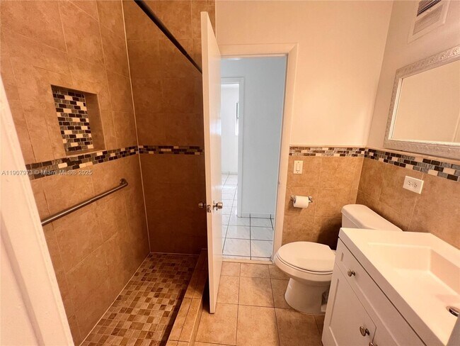 Building Photo - 10005 SW 214th St