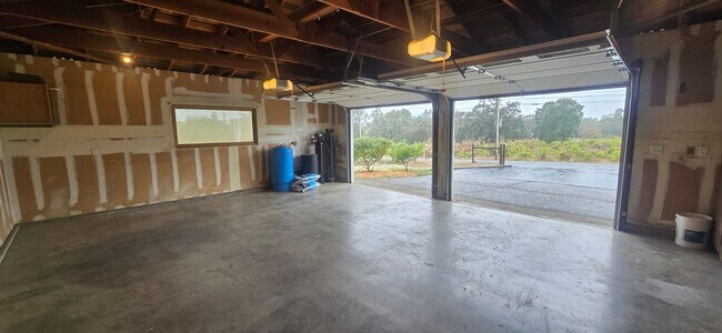 Building Photo - 1830 Olivet Rd