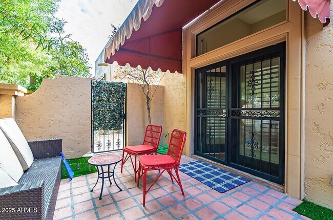 Building Photo - 8602 E Vista Del Lago