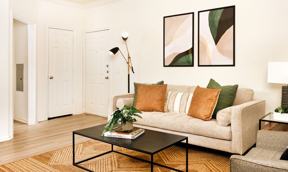 Building Photo - The Boulevard at Sonterra