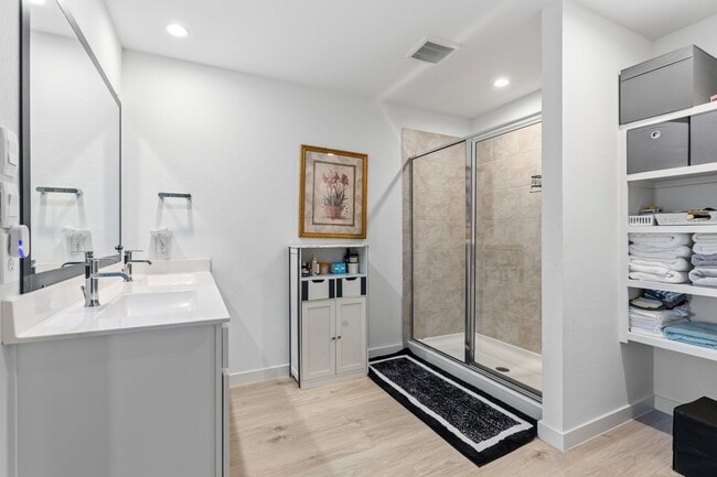 Building Photo - 31714 Melkridge Rd