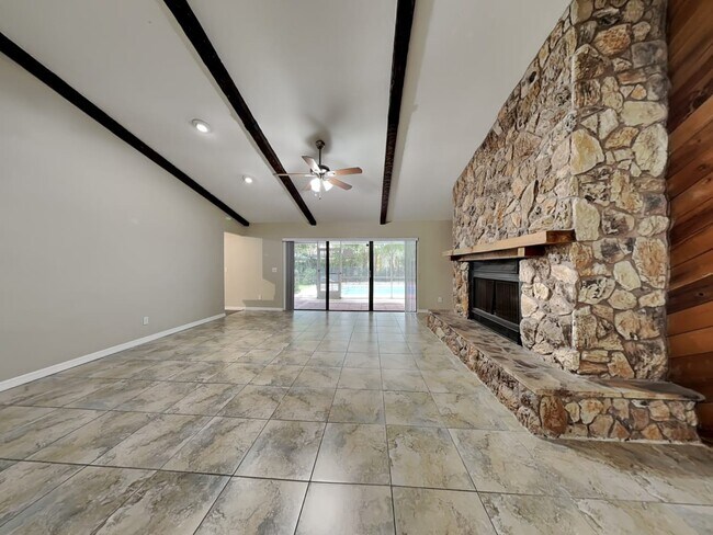 Building Photo - 37 W Rubber Tree Dr