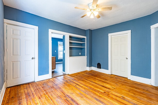 Building Photo - 292 Reynolds St