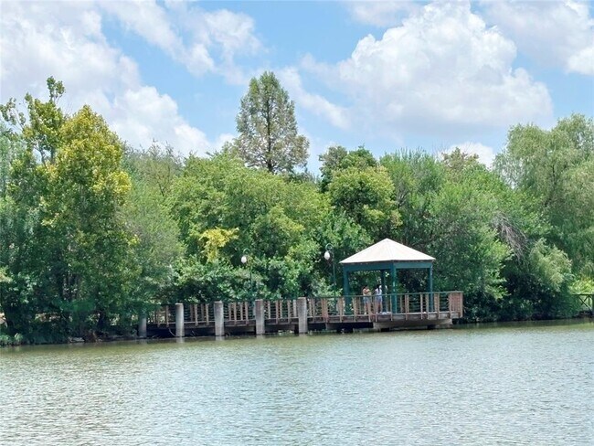 Building Photo - 14901 Sand Dollar Ct