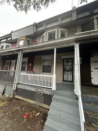 Building Photo - 680 Southard St