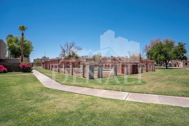 Building Photo - 600 S Dobson Rd