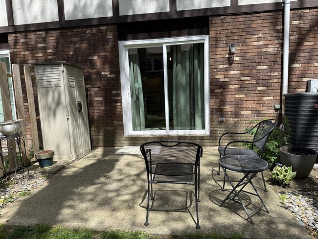 Building Photo - 2500 Cleveland Rd