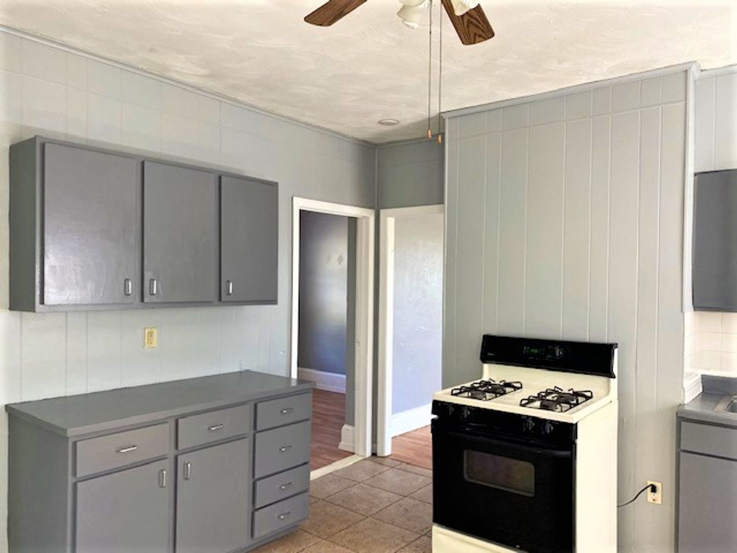 Building Photo - 74 Veazie St