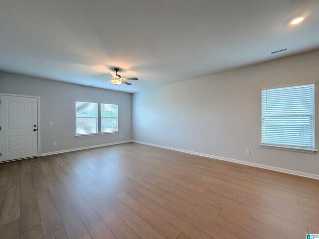 Building Photo - 22754 Dashwood Ln