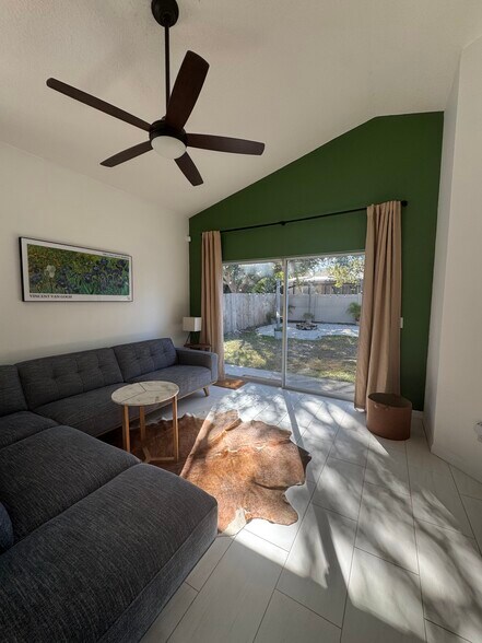 Building Photo - 7527 Oxford Garden Cir