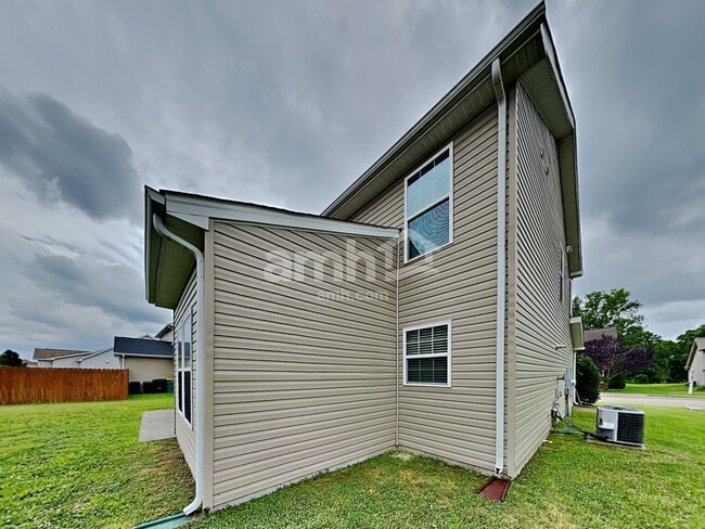 Building Photo - 1056 Countess Ln