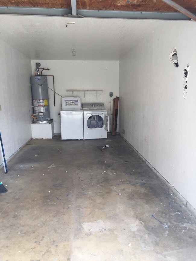 Building Photo - 6709 Trigo Rd