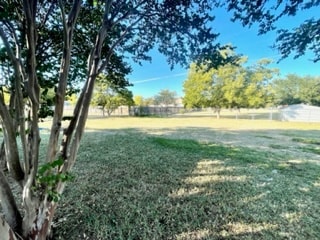 Building Photo - 442 Fernwood Dr