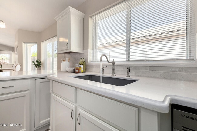 Building Photo - 16630 N 35th St