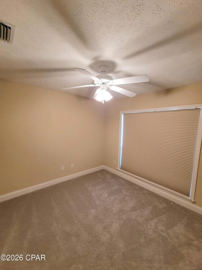 Building Photo - 103 Parkview Xing