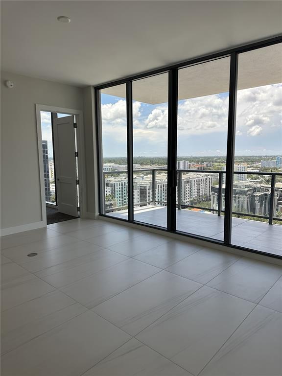 Building Photo - 275 1st Ave S