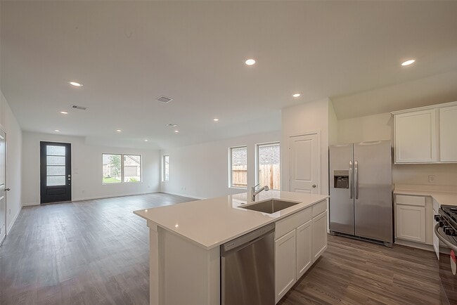 Building Photo - 27235 Henley Rdg Dr