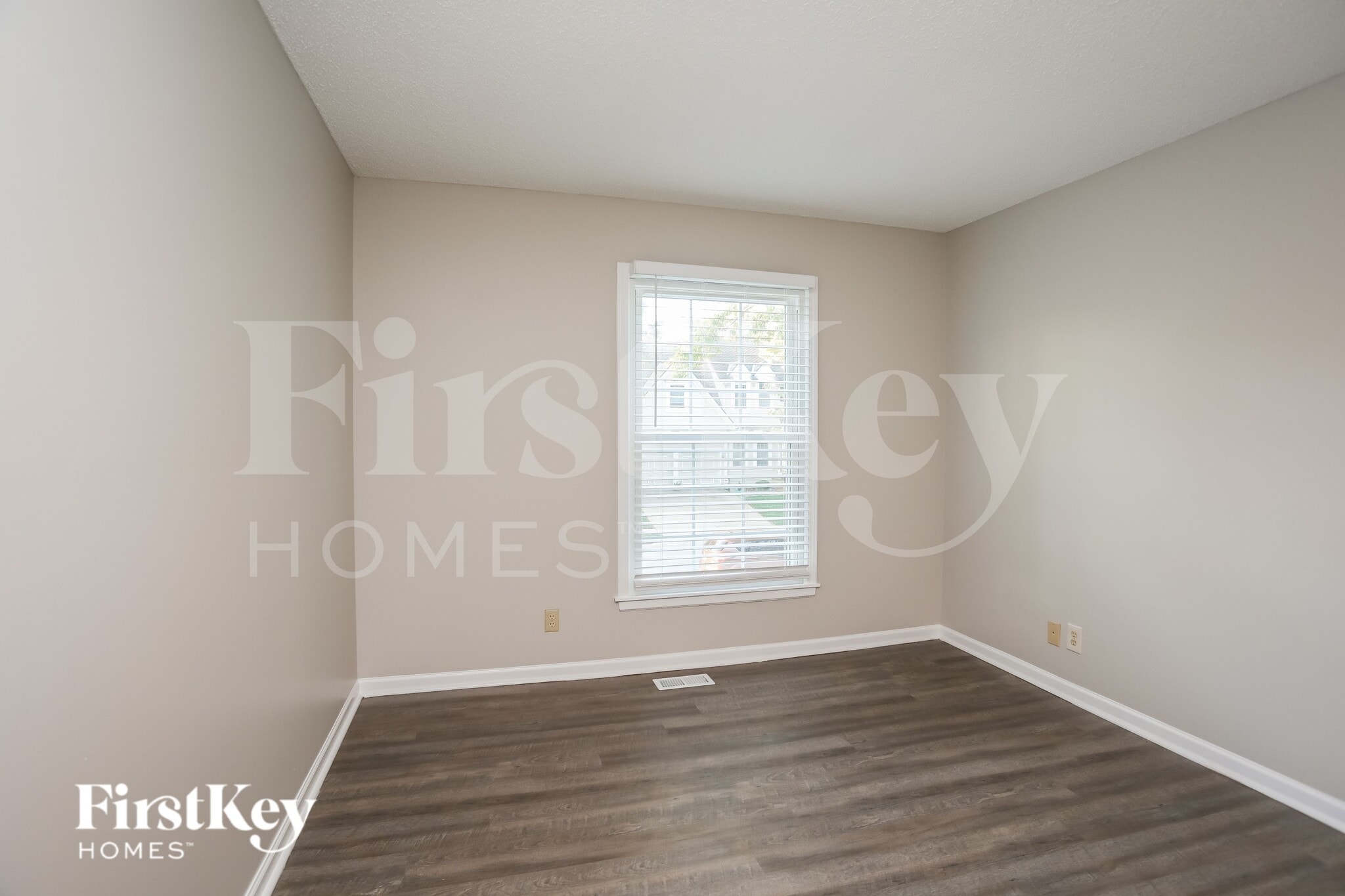 Building Photo - 15102 W 131st St