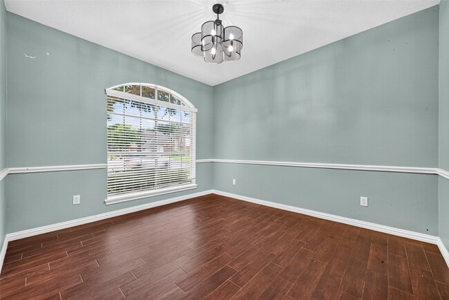 Building Photo - 6311 Drake Elm Dr