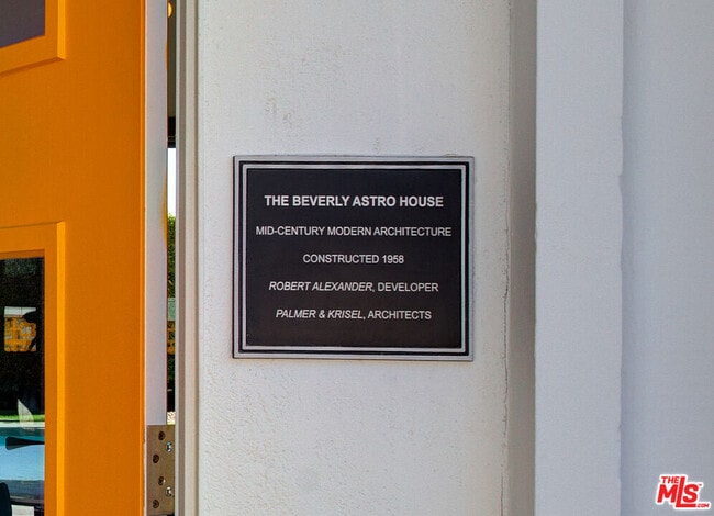 Building Photo - 610 S Compdre Rd