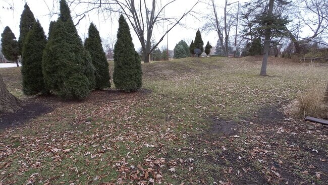 Building Photo - 22940 N Prairie Ln